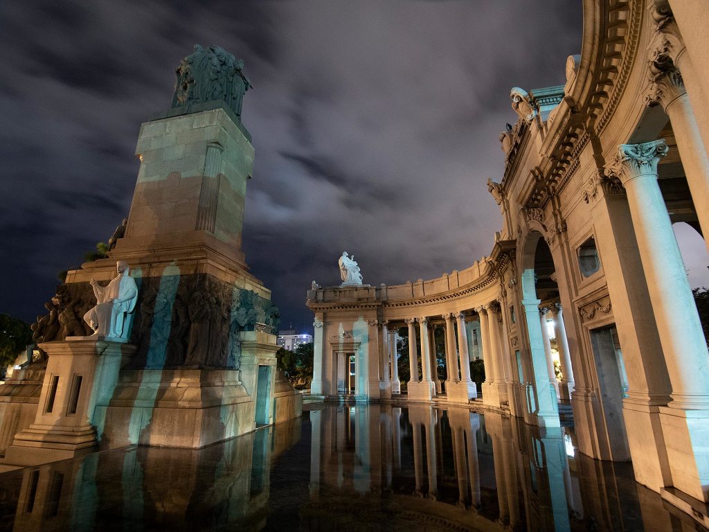 Monument to Menocal